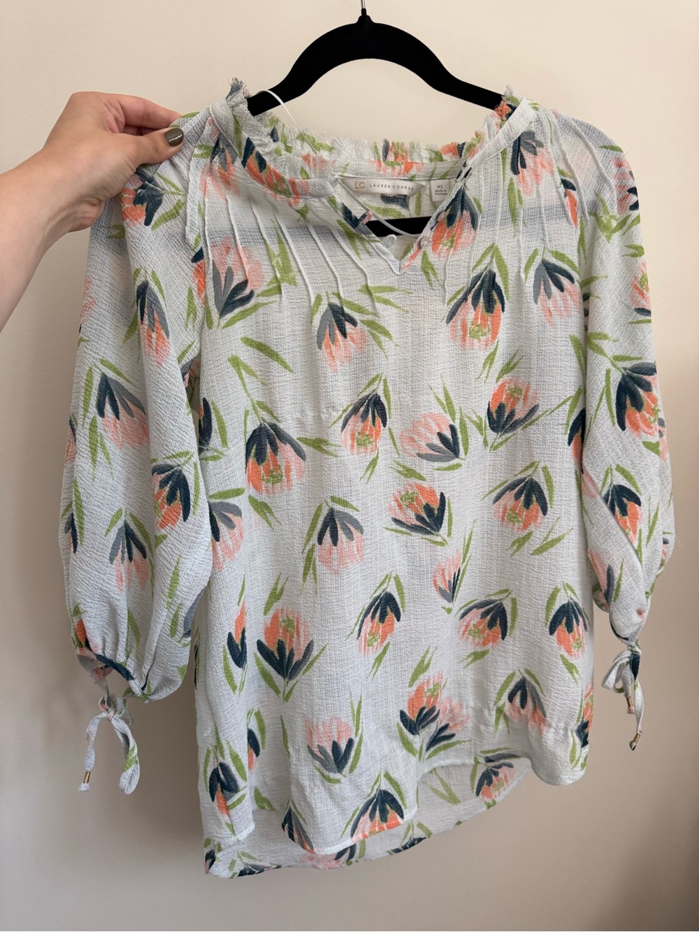 LC Lauren Conrad Cream Floral Tie-Sleeve Blouse